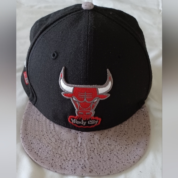 New Era Chicago Black & Red Cap 59 Fifty - Picture 5 of 5